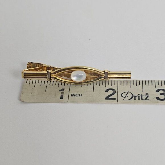 Vintage White Opalescent Glass Mother of Pearl Cabochon Gold Tone Tie Bar Clip - Picture 7 of 8